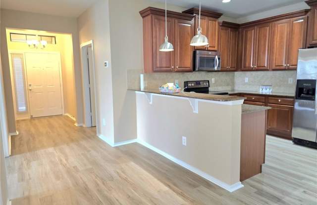 5646 SUNSET FALLS Drive Gallery 2