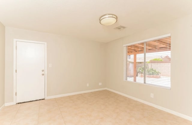4550 Northwest Shelley Drive Gallery 3