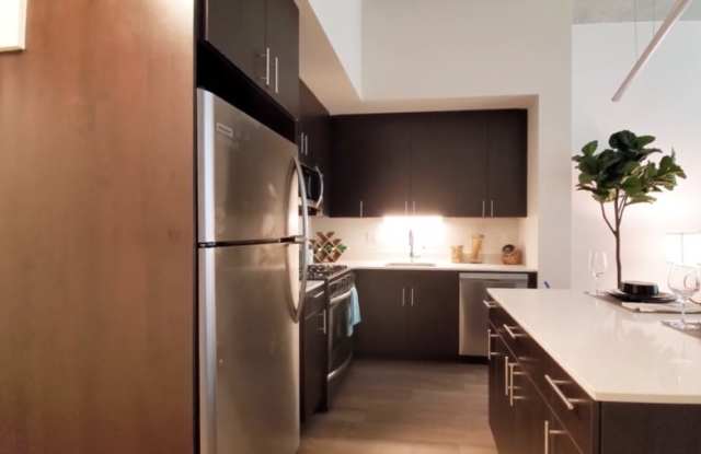 1322 S Wabash Gallery 4
