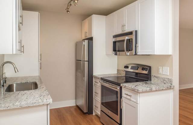 Pacifica Park Apartments Gallery 2