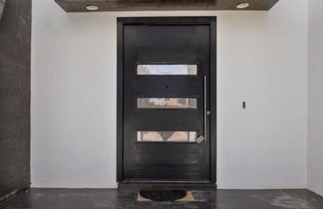 6324 VIA SERENA Drive Gallery 2