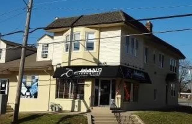 2501 WEST CHESTER PIKE #B - 2501 West Chester Pike, Delaware County, PA 19008