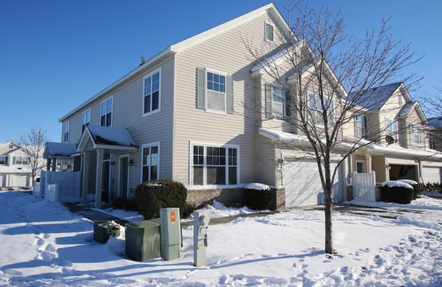 1518 Liberty Cir - 1518 Liberty Circle, Shakopee, MN 55379
