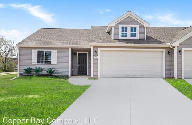 1001 West Villas Drive - 1001 West Villas Drive, Vicksburg, MI 49097