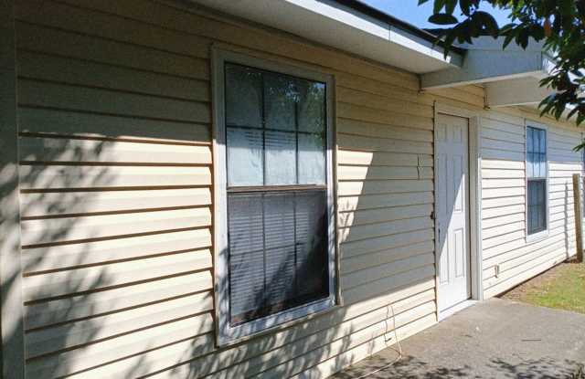 1 Bed / 1 Bath Apartment in Harrisburg – Cozy & Convenient Living photos photos