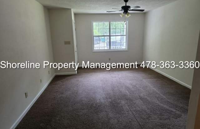 121 Village Lane - A Gallery 3