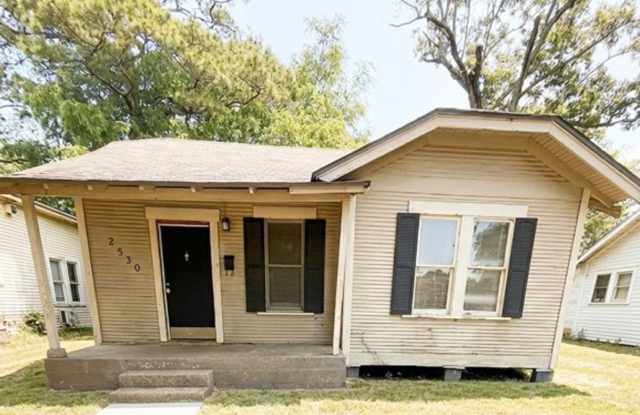 House For Rent 2530 Pierce St Beaumont, TX 77703 photos photos