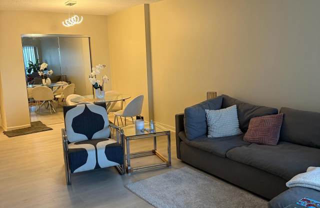 400 Kings Point Drive photos photos 400 Kings Point Drive photos photos