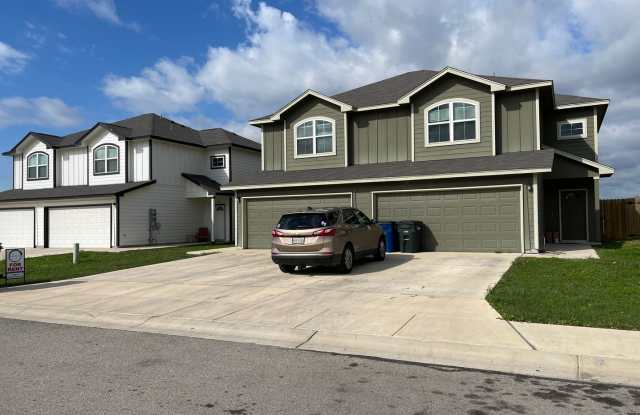 Town home for rent photos photos