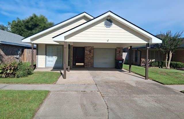106 Darteze Drive Gallery 1