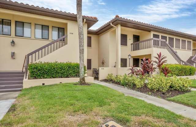 5216 LAKE VILLAGE Drive Gallery 4