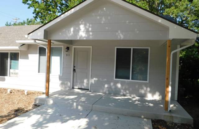 New 2 bedroom/1 bathroom Duplex in El Dorado - 311 South Taylor Street, El Dorado, KS 67042