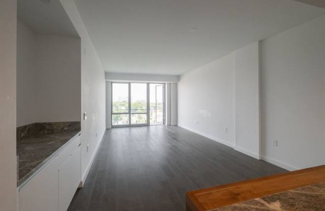 320 ADOLPHUS AVE photos photos