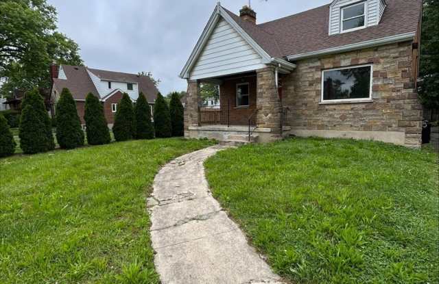 1856 Glendon Place photos photos