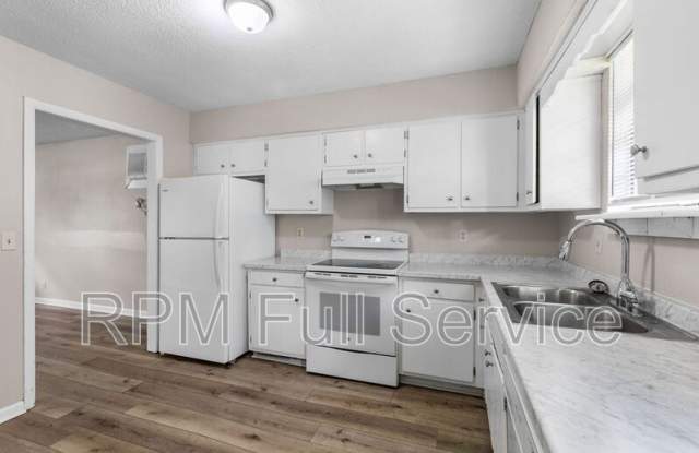 4426 Central Valley Drive photos photos