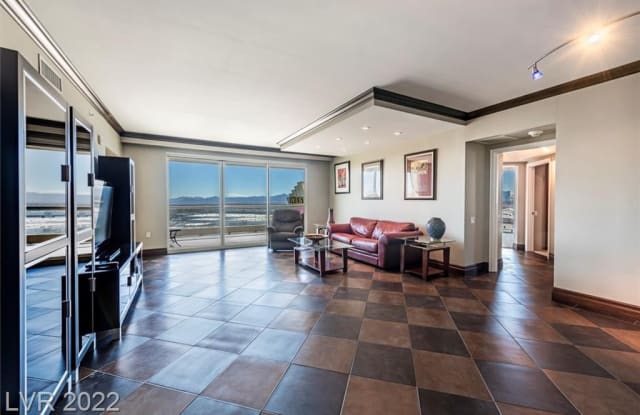 2777 Paradise Road - 2777 Paradise Road, Winchester, NV 89109