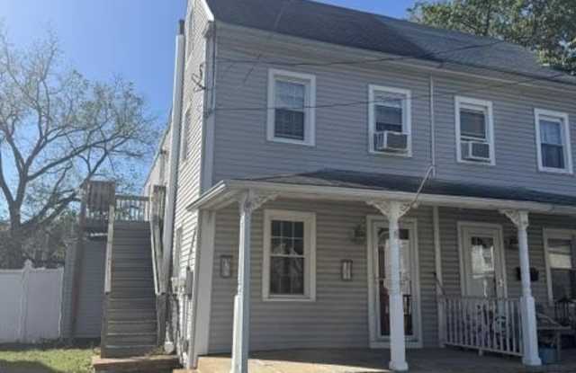 408 BUTTONWOOD Street Gallery 1