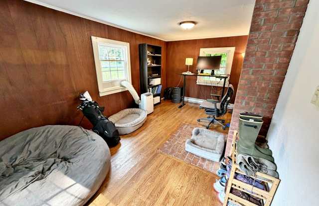 495 Isinglass Road Gallery 4