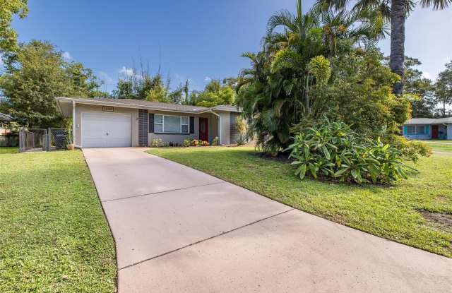 1448 SPRING LANE Gallery 2