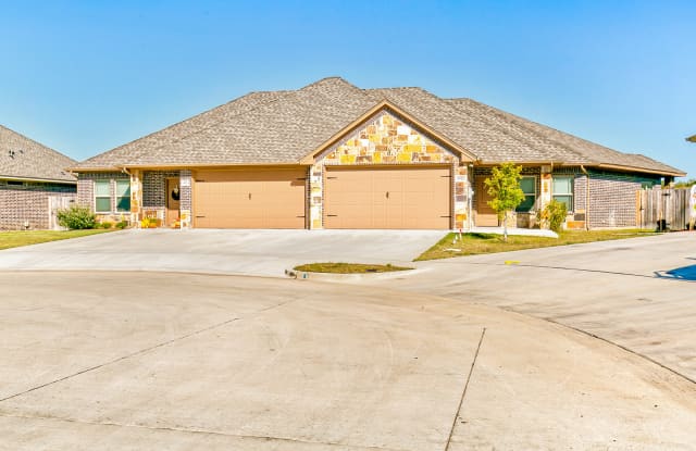 4907 Opal Court Gallery 2
