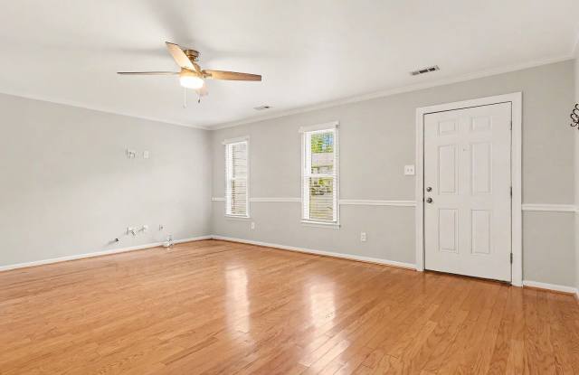 5645 Hamstead Crossing Gallery 1