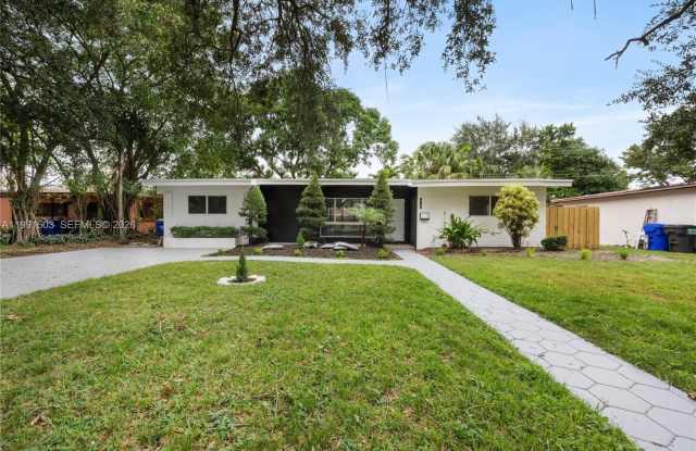 5727 Harrison St - 5727 Harrison Street, Hollywood, FL 33023