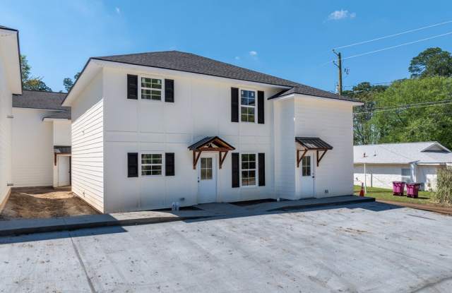 414 6th Street East - A2 photos photos
