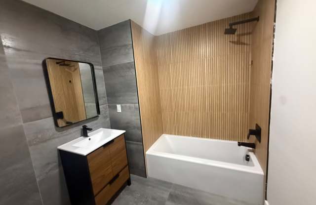 322 W Front St photos photos
