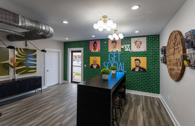Highland Grand Gallery 3