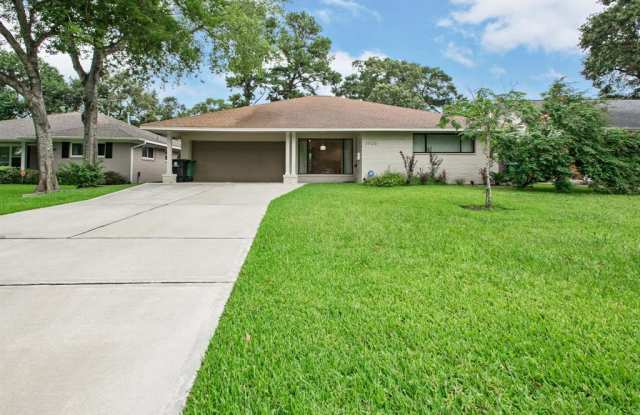 2026 Latexo Drive - 2026 Latexo Drive, Houston, TX 77018