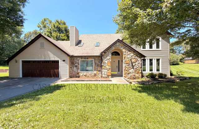 19 Andys Ln | 3 Bed / 3 Bath | 1,960 sq ft | 2-Car Garage photos photos 19 Andys Ln | 3 Bed / 3 Bath | 1,960 sq ft | 2-Car Garage photos photos