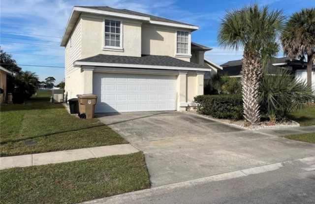 203 Hidden Springs Circle - 203 Hidden Springs Circle, Buenaventura Lakes, FL 34743