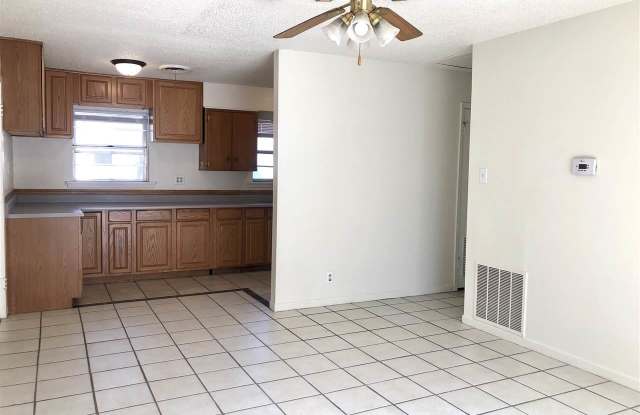 4615 TRADEWINDS ROAD Gallery 3
