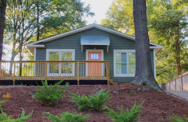 Updated 3bd/1.5ba Home with Huge Fenced-In Backyard, Just One Mile from Downtown Durham! photos photos