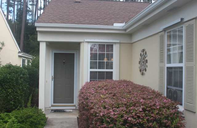 "Charming 2-Bed, 2-Bath Retreat at 149 Lazy Daisy Drive – Perfect Blend of Comfort and Style in Sun City!" photos photos