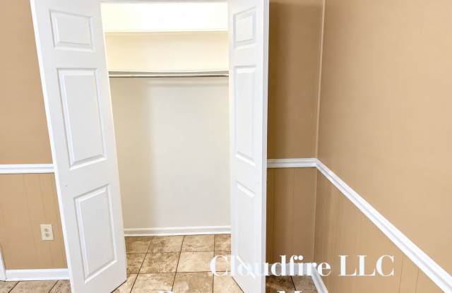 228 James Cir Gallery 2