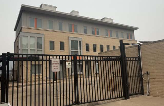 Luxury 3 Bedroom Condo in the Heart of Lawrenceville photos photos