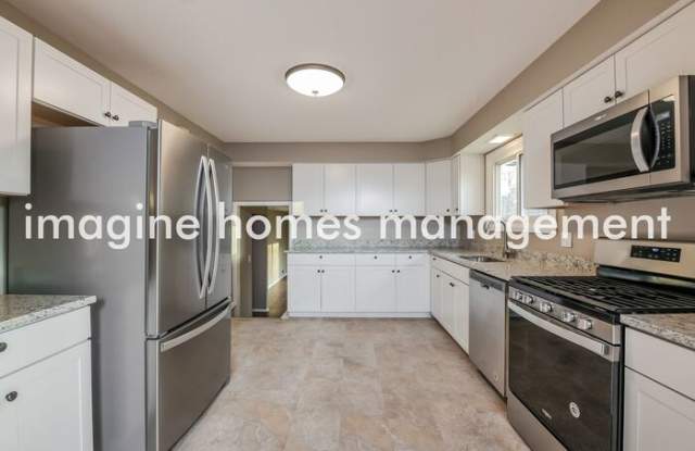 6595 Edgemoor Avenue Gallery 4