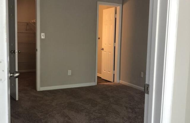 2032 Timbers Hill Road Gallery 2