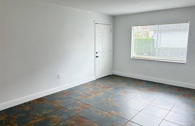 1944 CONWAY Road Gallery 2