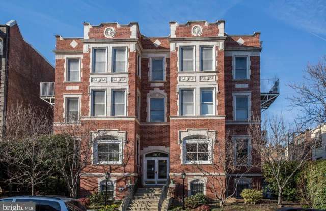 1807 CALIFORNIA ST NW #205 Gallery 1
