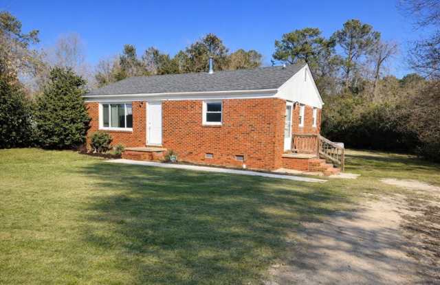 3 BED 1 Bath Available in Fayetteville NC photos photos