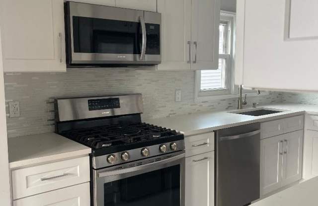 459 E Chester Street unit: Upper photos photos