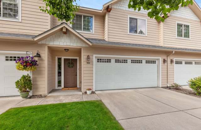 Townhome in CDA Gallery 3