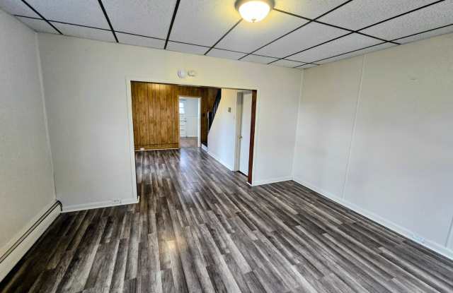 58 W. Garrison Street photos photos