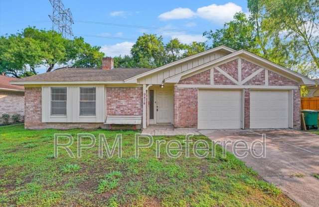 9414 Willow Meadow Dr - 9414 Willow Meadow Drive, Houston, TX 77031