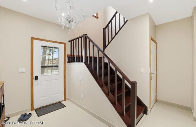 782 Lower Deer Valley Road Gallery 2