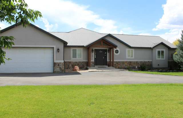 3572 Wildmare Way photos photos