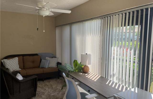 5550 Trailwinds Drive Gallery 4