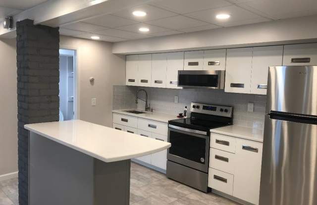 6 FERRY Street unit: Studio - 6 Ferry Street, Lambertville, NJ 08530